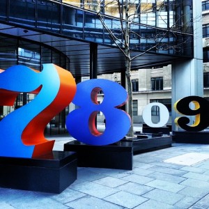 #numeri sparsi per la #city #londra #london #londonlife #numbers #financialcentre